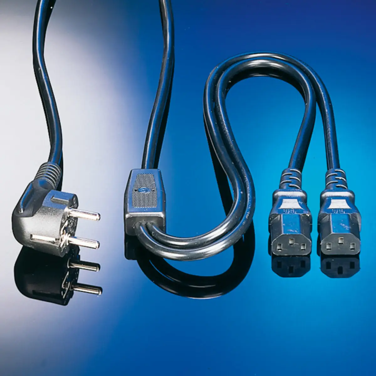 Stromkabel Buchse/Stecker schwarz 1,8m