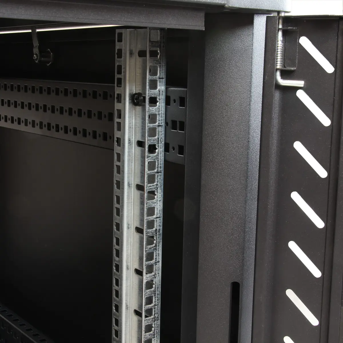 StarTech Office Server Rack Black 12HE to max. 800kg