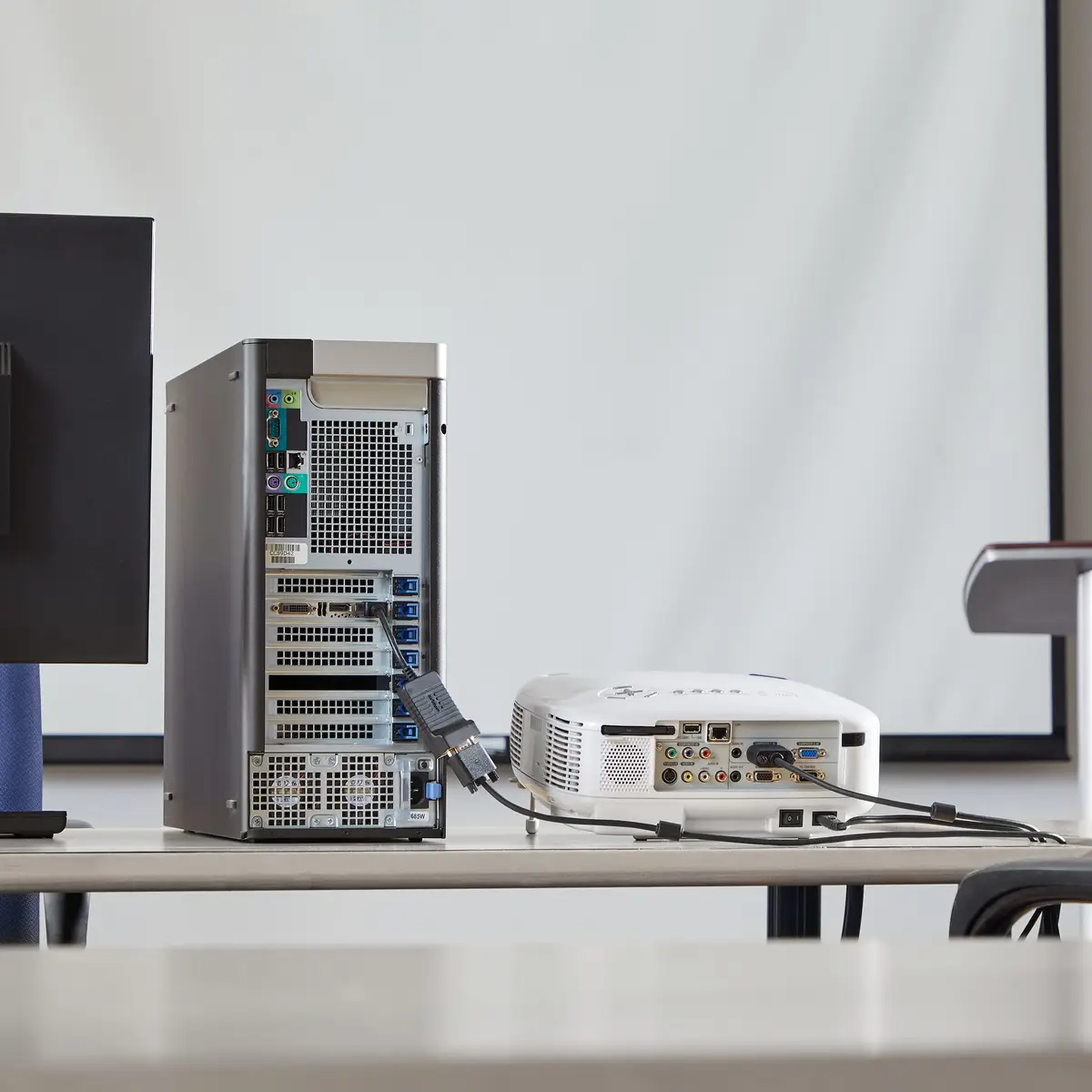 DisplayPort/VGA Adapter Schwarz