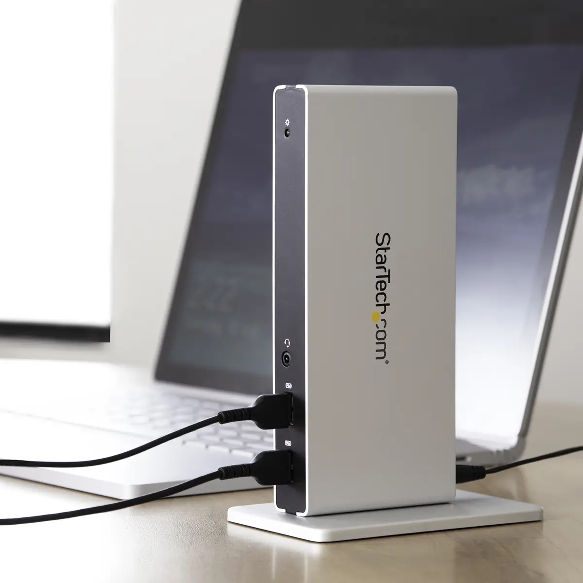 USB 3.0 Dockingstation mit Dual DVI / USB 3.0 / Gigabit Ethernet