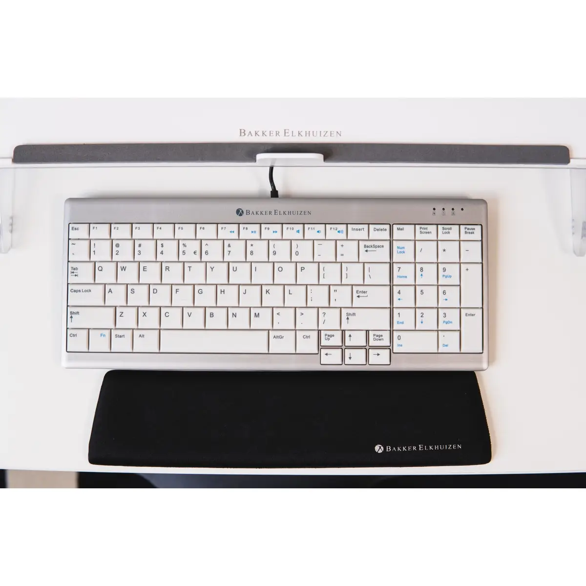 Trapezium Ergo Wrist Rest Compact, Kunststoff, Gummi, Textil, Schwarz, 330 x 80 x 13 mm, 275 g, 90 mm, 335 mm