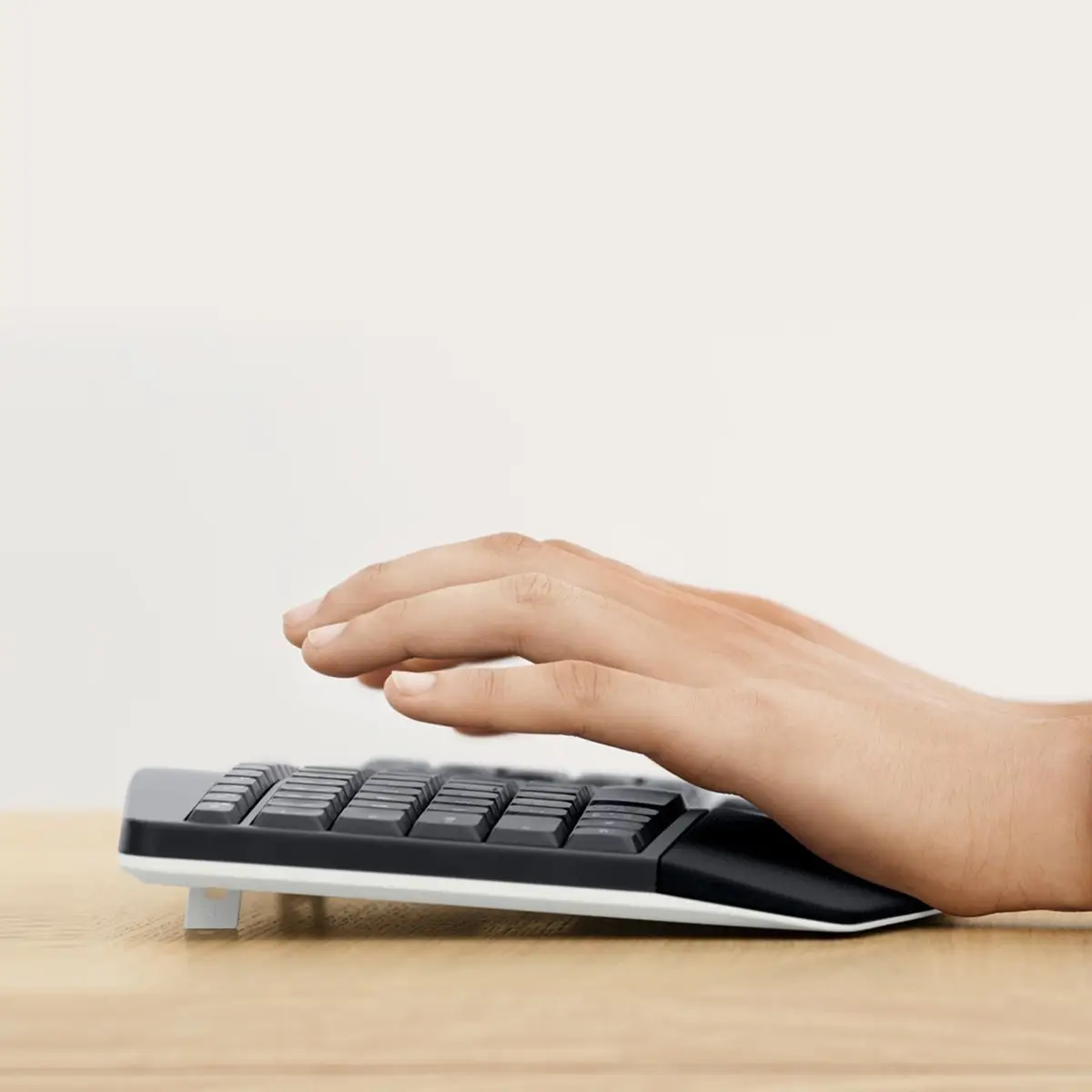 MK850 Performance Wireless Combo Tastatur-/Mouse-Set QWERTZ