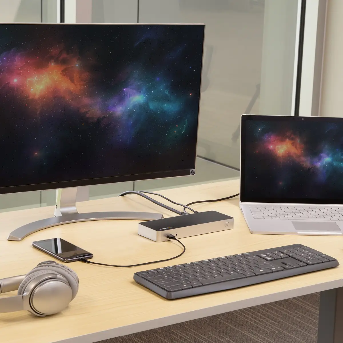 4K Dual Monitor USB-C Dockingstation