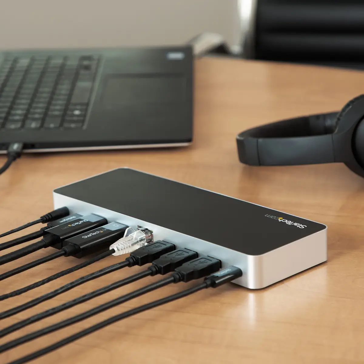 4K Dual Monitor USB-C Dockingstation