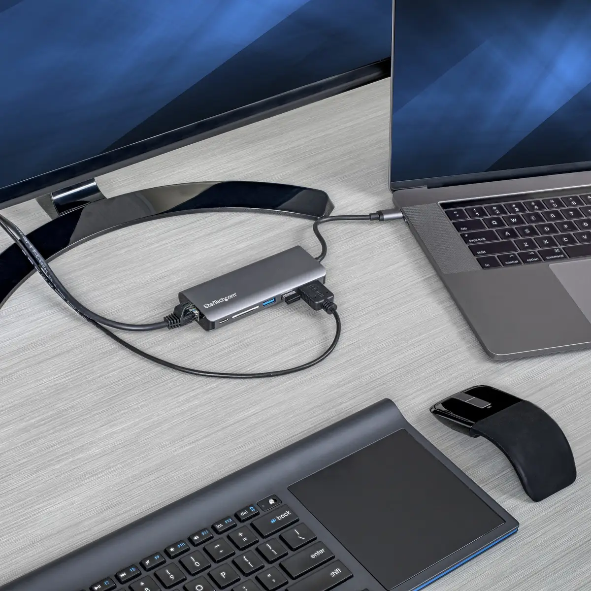 USB-C Multiport Adapter mit HDMI SD Kartenleser 2xUSB-A/USB-C/GigE