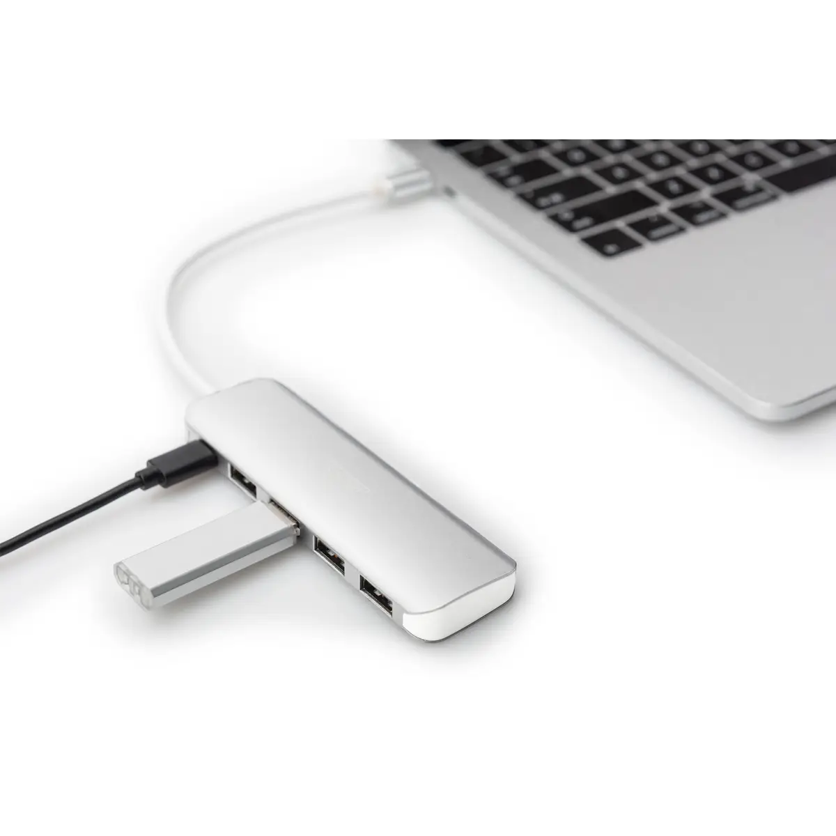 USB Type-C 4-Port Hub (USB 3.0) + PD
