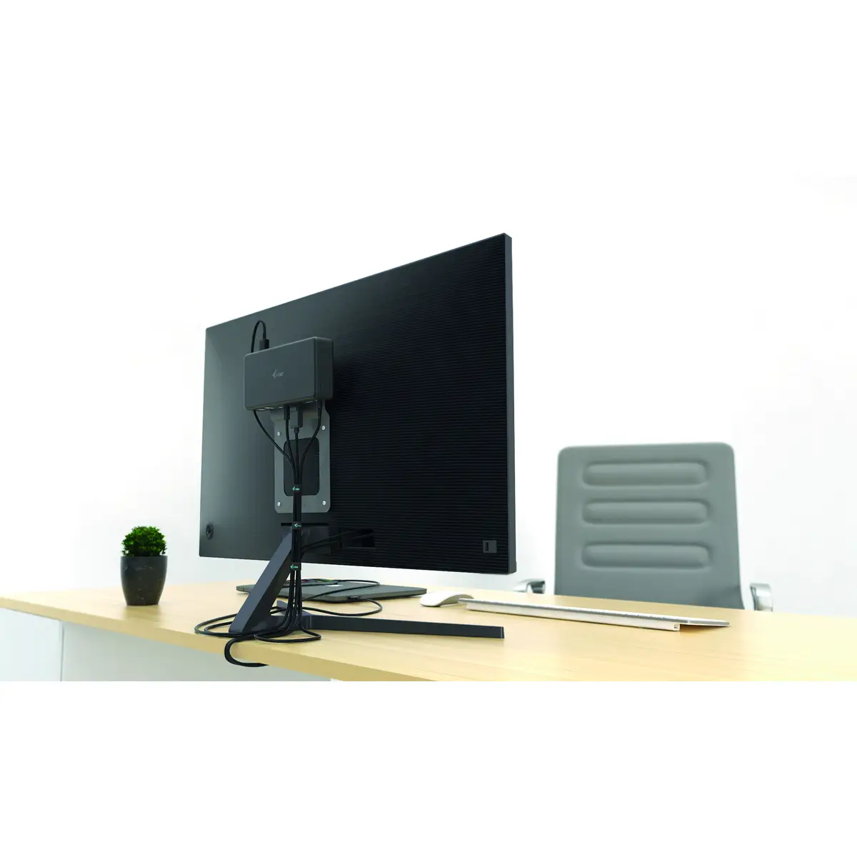 i-tec Docking Station Bracket für monitors mit flat VESA mount