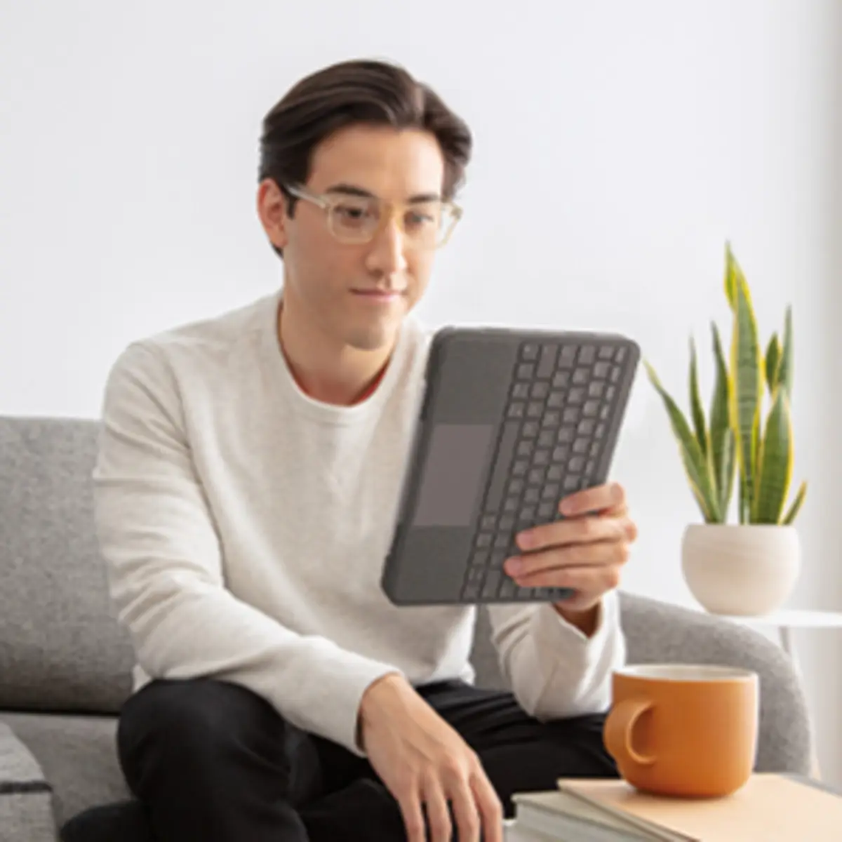 Folio Touch Trackpad Grau Layout DE