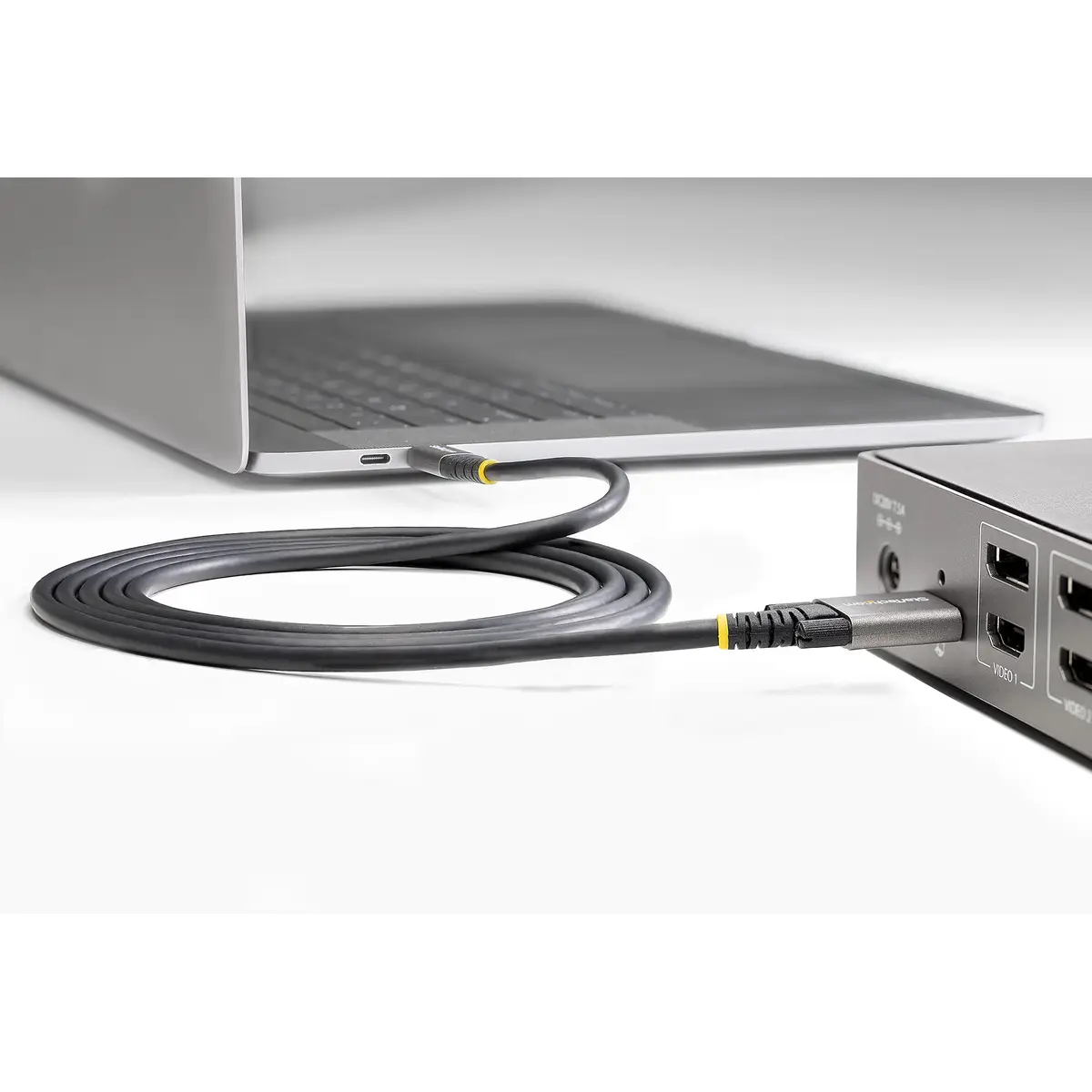 USB-C Kabel mit Schraubensicherung USB-C/USB-C Stecker/Stecker Schwarz 1m