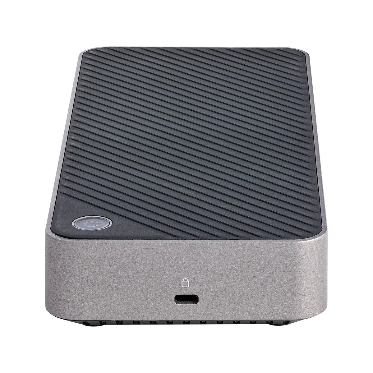 StarTech USB-C Triple Monitor Docking Station