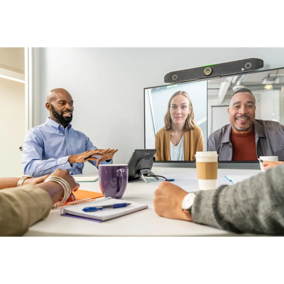 HP Poly Studio X52 - All-in-One Videoleiste (Videoleiste & Poly TC10 Touchcontroller)