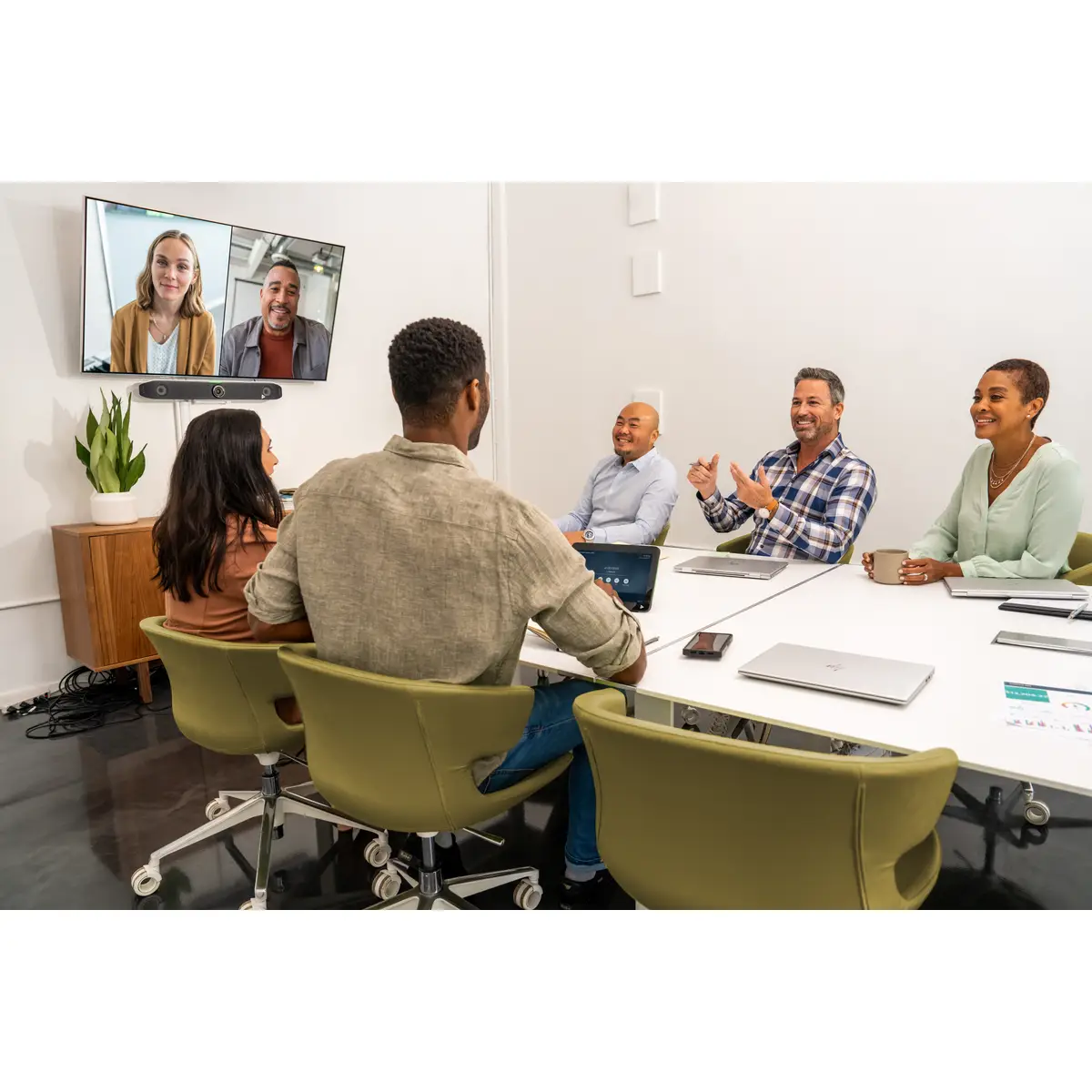 Poly Studio X52 Konferenzsystem Gigabit Ethernet/WLAN Bluetooth