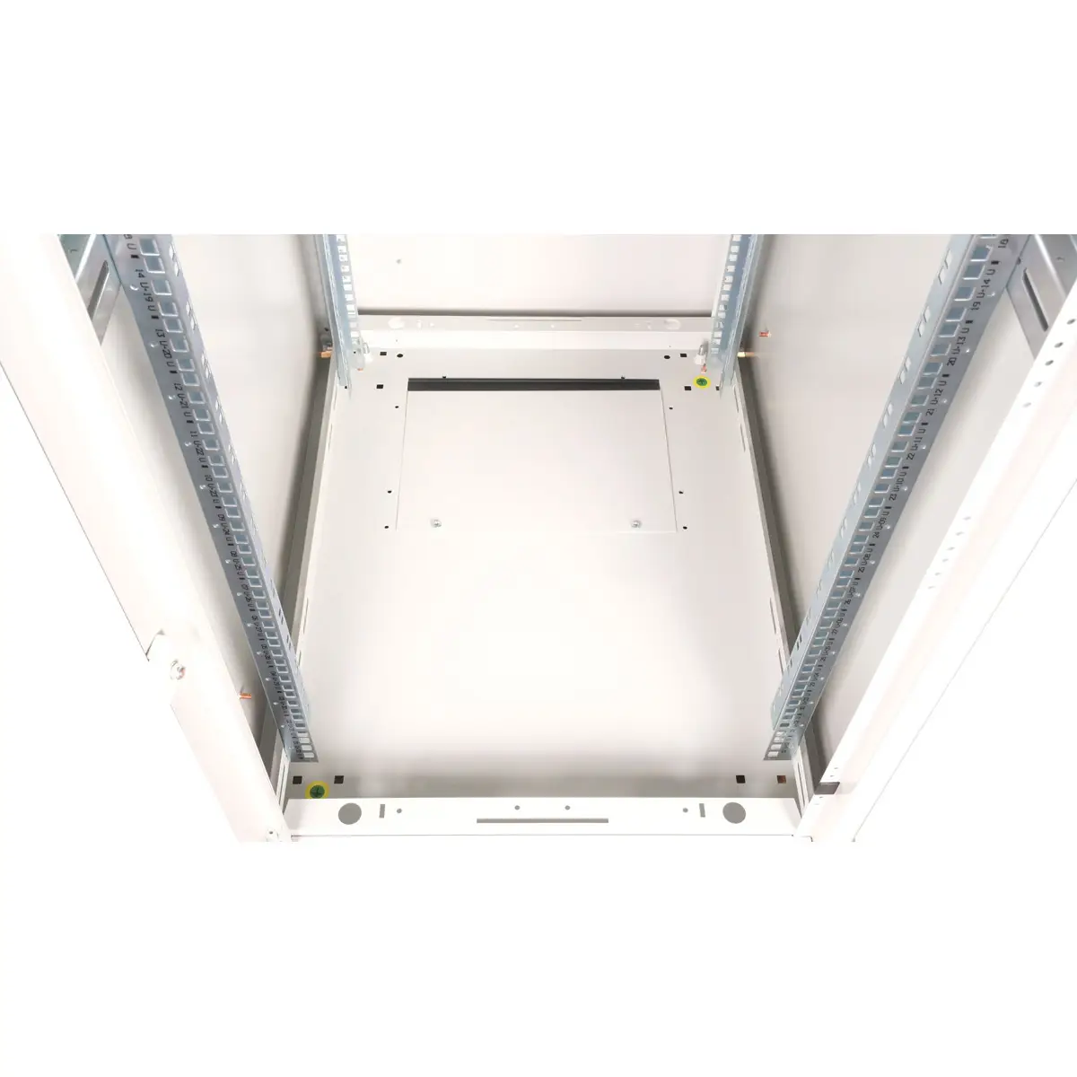 48,26cm (19") Netzwerkschrank Basic 32 HE 800x800 BxT Glastur grau