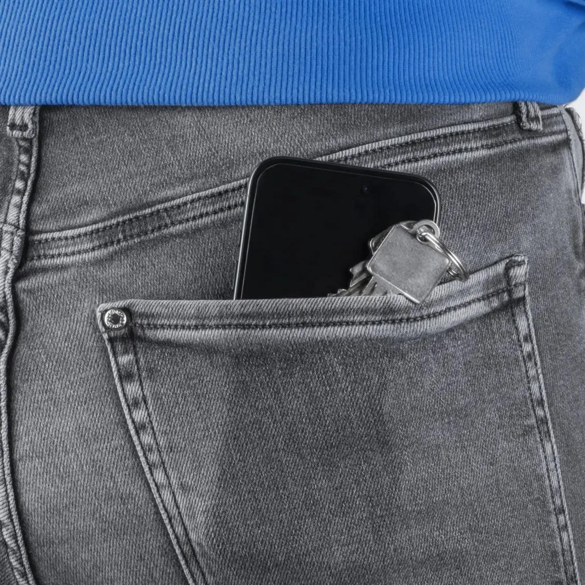 Handy-Schutzglas "Clear Protect" für Apple iPhone 16 Montagehilfe