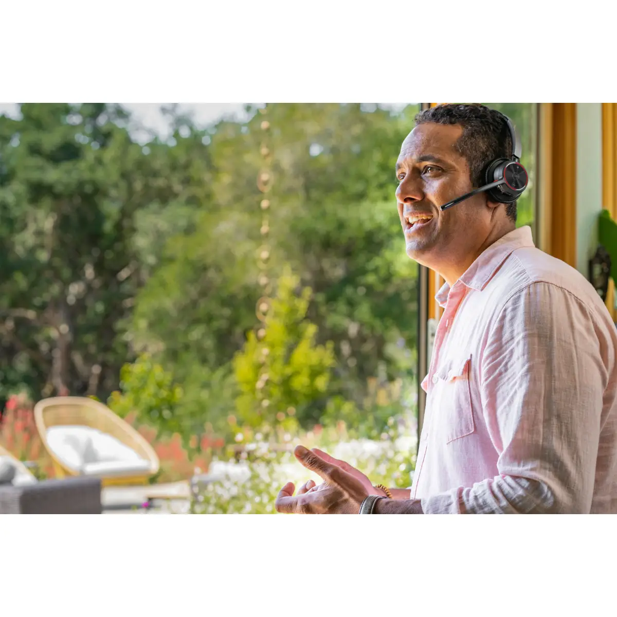 Poly Voyager 4310 Headset On-Ear Bluetooth kabellos kabelgebunden USB-C Schwarz Zoom Certified Zertifiziert für Microsoft Teams