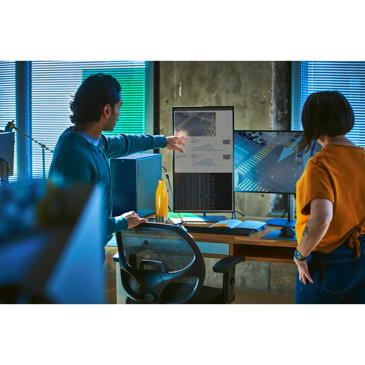 Z2 G9 Tower 4U i7-14700K 3.4GHz 32GB SSD 1000GB RTX 2000 Ada 1GbE Win11P Tastatur: Deutsch Schwarz