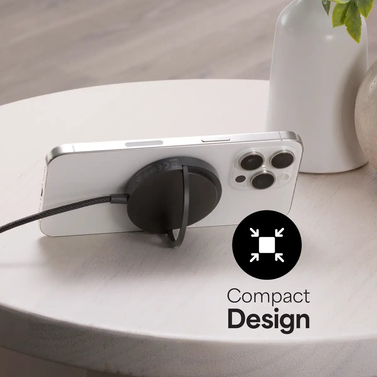 -Qi2 magnetic charger with kickstand-black