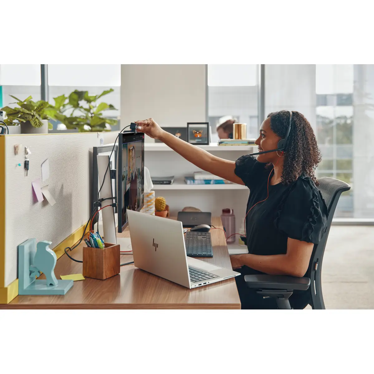 POLY Blackwire C3220 Kopfhörer Kabelgebunden Kopfband Anrufe/Musik USB Typ-C Schwarz, Rot