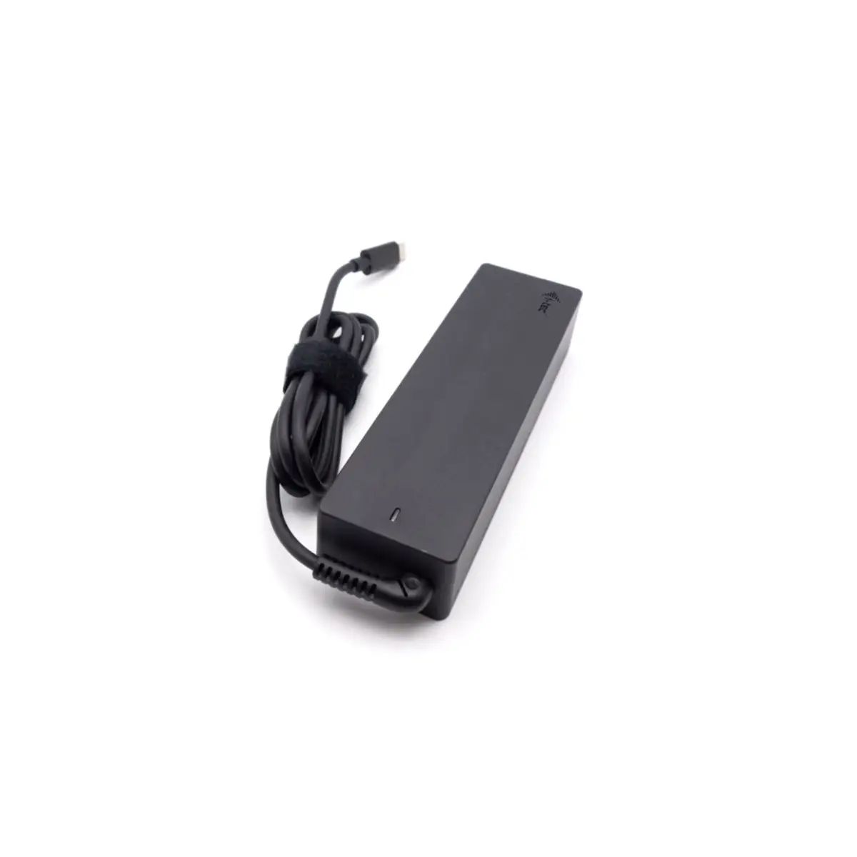 i-tec USB-C Metal Ergonomic 4K 3x Display Docking Station with Power Delivery 85W + i-tec Universal Charger 100W (bundle)