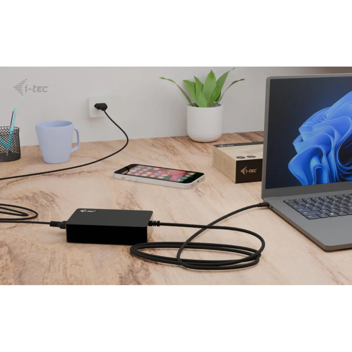 i-tec Universal Charger USB-C PD 3.1 140W