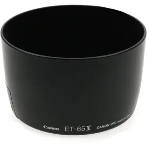 Gegenlichtblende ET-65 III für EF 85/1,8, EF 100/2,0, EF 135/2,8, EF 75-300 USM Gegenlichtblende ET-65 III für EF 85/1,8, EF 100/2,0, EF 135/2,8, EF 75-300 USM