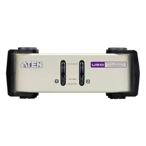 KVM Switch CS82U PS/2 und USB 2-fach Desktop mit Anschlusskabeln KVM Switch CS82U PS/2 und USB 2-fach Desktop mit Anschlusskabeln