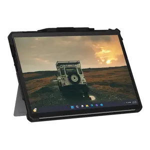 UAG Scout Handstrap Case für Microsoft Surface Pro 9 Schwarz UAG Scout Handstrap Case für Microsoft Surface Pro 9 Schwarz